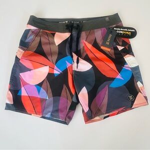 NEW Roark Men's Boatman Board Shorts Size 32 Multi Color RB399 Swim Skater NWT